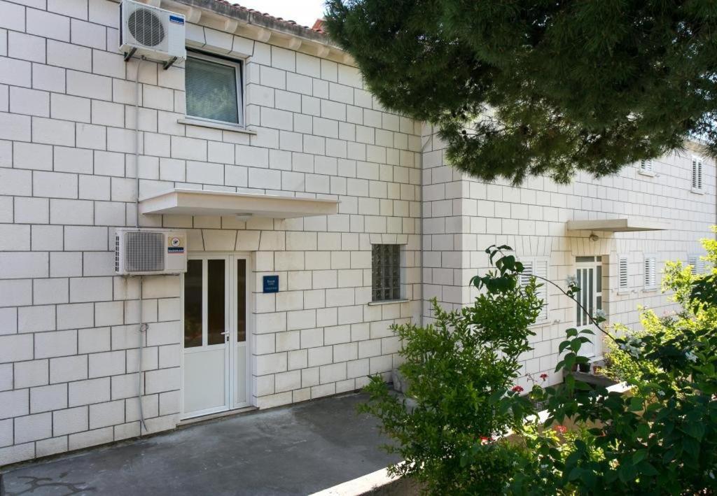 & Braica Guest house