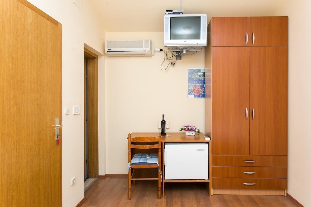 Guest house & Braica 3*